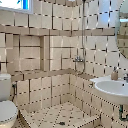 Iosub & - House In Koumbara Apartamento *