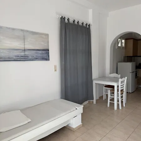 Iosub & - House In Koumbara Apartamento *